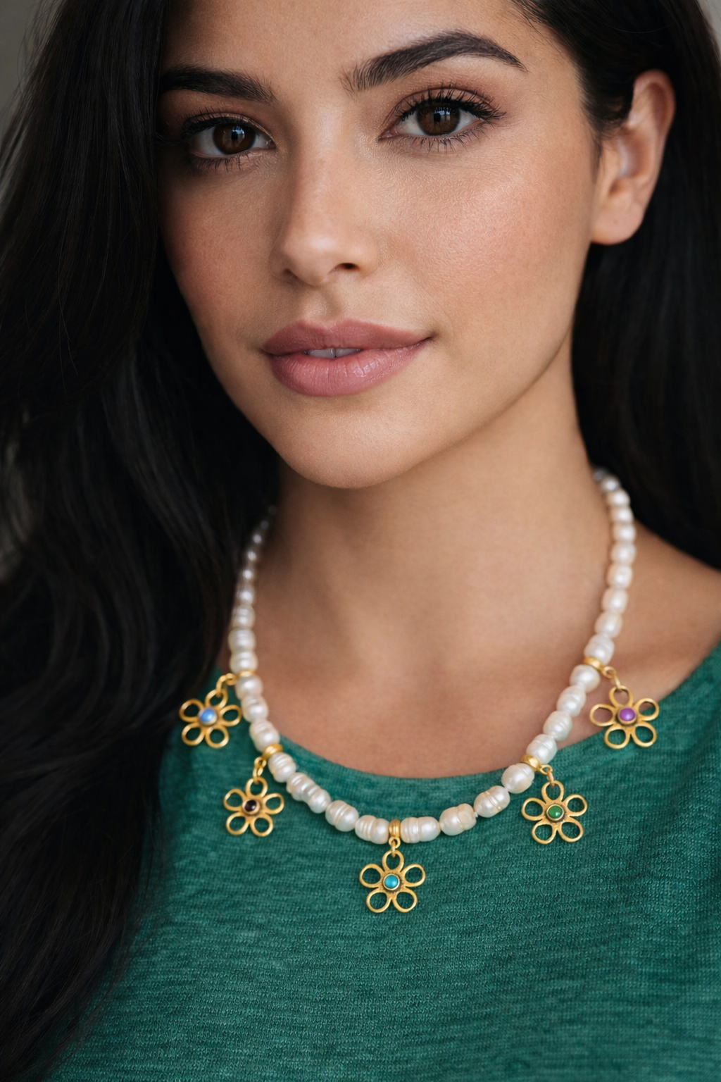 Pearl Bloom Necklace. ITEM F36